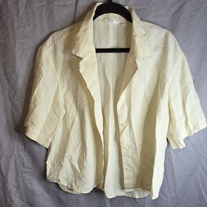 Uniqlo Button‎ Up Short Sleeve Blouse SizE XS